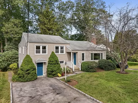 23 Silver Beech Rd, Riverside, CT 06878