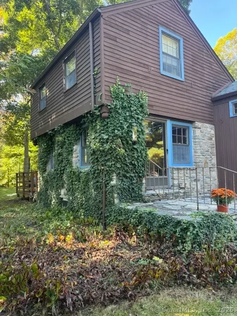 195 South St, Willimantic, CT 06226