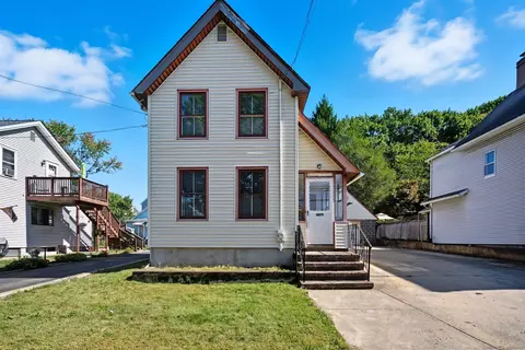 1117 Townsend Ave, New Haven, CT 06512