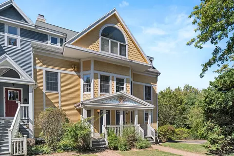 932 Quinnipiac Ave #5, New Haven, CT 06513
