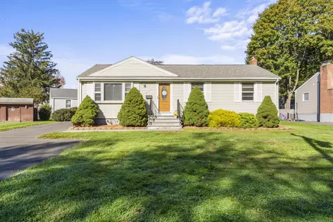 377 Connecticut Ave, Newington, CT 06111