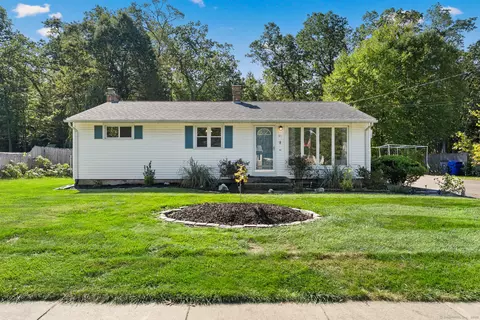 91 Till St, Enfield, CT 06082