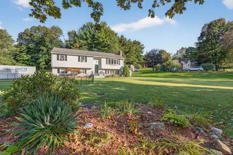 510 Tunnel Rd, Vernon, CT 06066