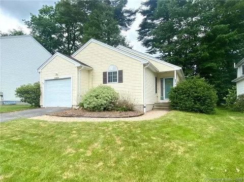 229 White Oak Way, Torrington, CT 06790