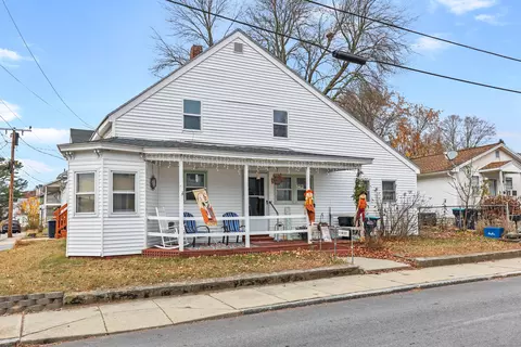 39 Battey St, Putnam, CT 06260