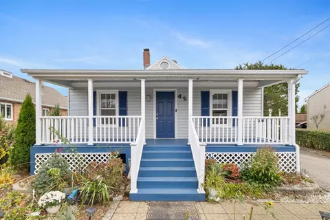 42 Wells Ave, Shelton, CT 06484