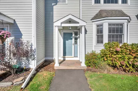 7 Cypress Ln #3, Wallingford, CT 06492