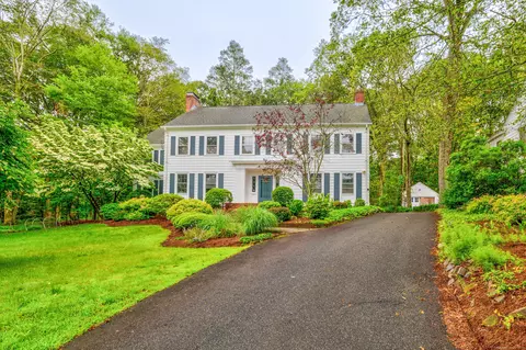 64 Blake Rd, Hamden, CT 06517