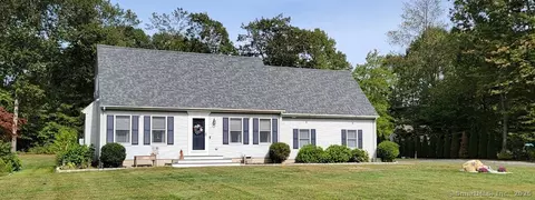41 Saddle Rd, Wolcott, CT 06716