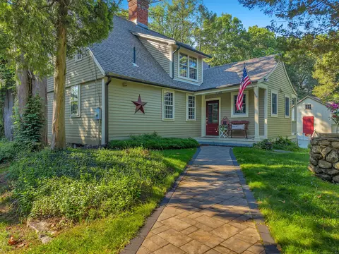 448 A-b Grove Beach Rd N, Westbrook, CT 06498