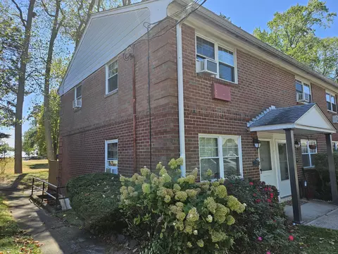 24 Woodward Ave #26, New Haven, CT 06512