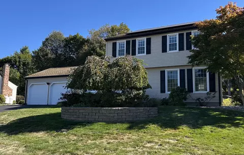 121 Evergreen Ln, Meriden, CT 06450