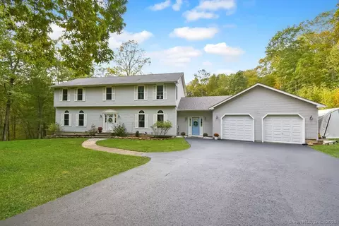 22 Jan Dr, Colchester, CT 06415