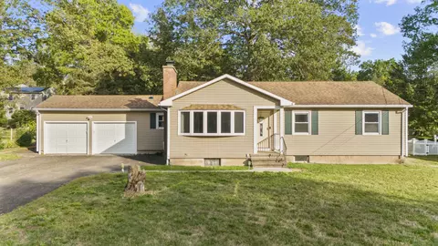 785 Paradise Ave, Hamden, CT 06514