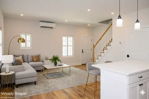 138 Boston Post Rd #11, East Lyme, CT 06333