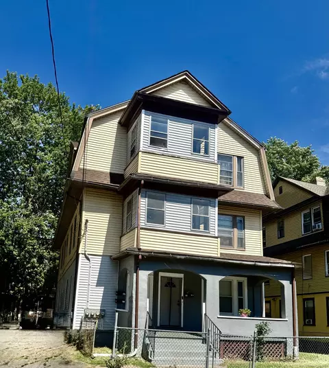 150 Adams St, Hartford, CT 06112