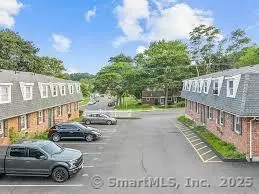 370 Colonial Ave #6C, Waterbury, CT 06704