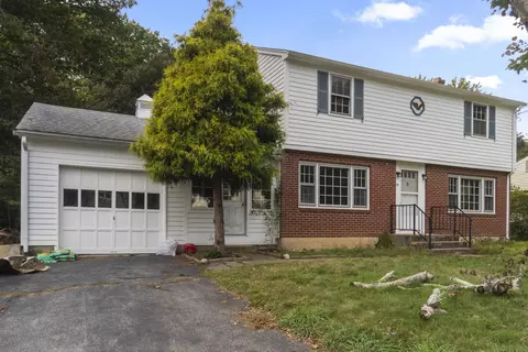 59 Noank Ledyard Rd, Mystic, CT 06355