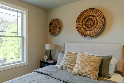 Bedroom - 16 Valley View Dr, Killingly, CT 06241 photo 6 of 6