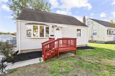 90 Country Club Rd, New Britain, CT 06053