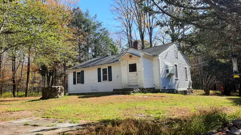 140 Ragged Hill Rd, Pomfret, CT 06259