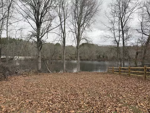 151 Bitgood Rd, Griswold, CT 06351