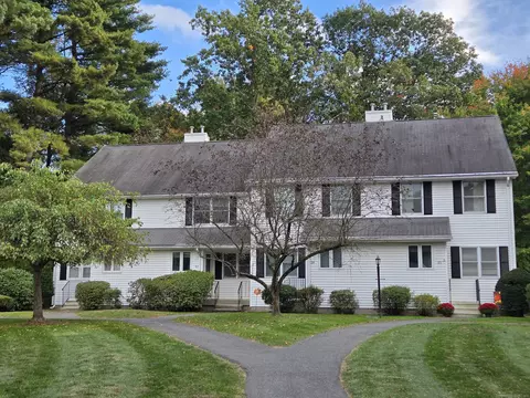 85 Oldefield Farms #85, Enfield, CT 06082
