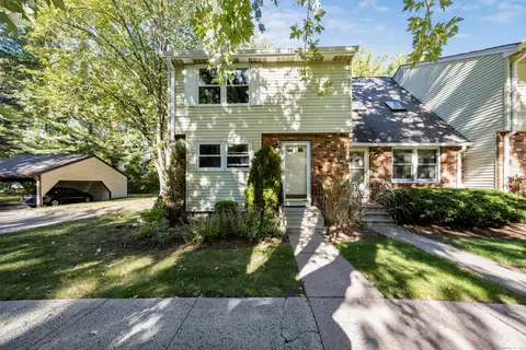 1 Saint Marc Cir #A, South Windsor, CT 06074