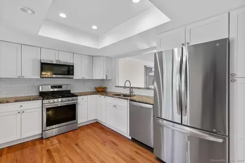 543 North Trl #B, Stratford, CT 06614