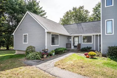 33 Reed Ct #33, Bloomfield, CT 06002