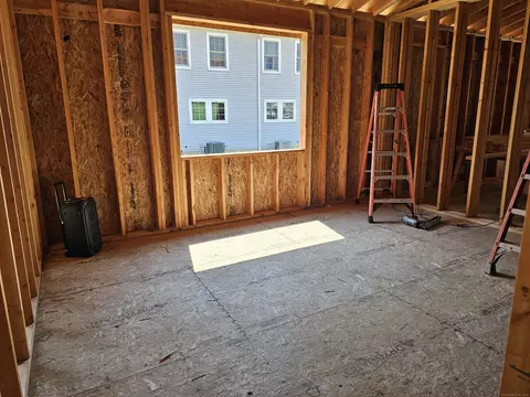 Bedroom - 151 153 East Main St #8, Clinton, CT 06413 photo 1 of 2
