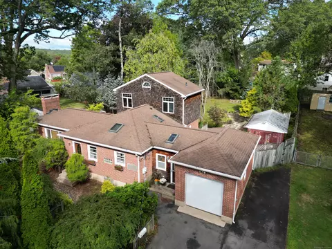 101 Maplehurst Ave, New Britain, CT 06053