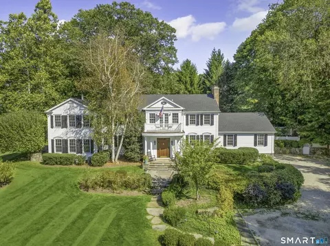 113 Brushy Ridge Rd, New Canaan, CT 06840