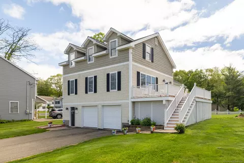 17 Pine St, Wolcott, CT 06716