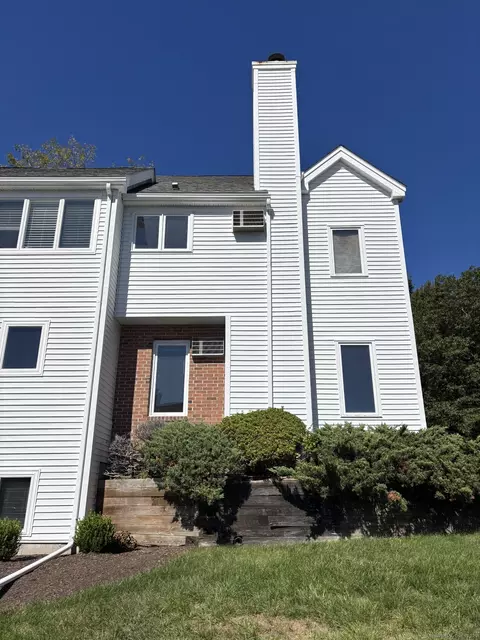 29 Eastbrook Hts #A, Mansfield, CT 06250