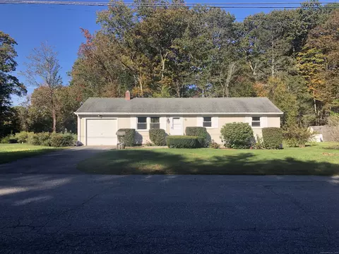 37 Louis Cir, Torrington, CT 06790