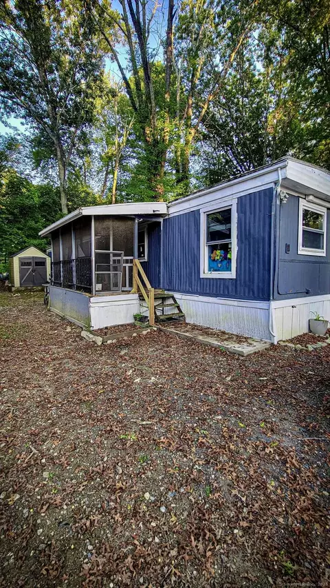 11 Conrad Park, Killingly, CT 06241