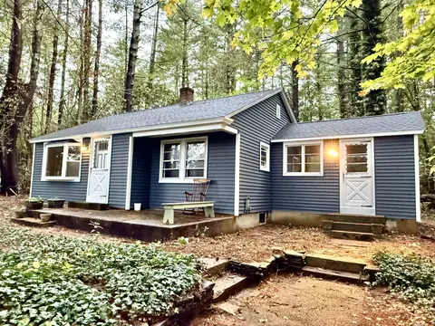 54 Meadowbrook Ln, Mansfield, CT 06250