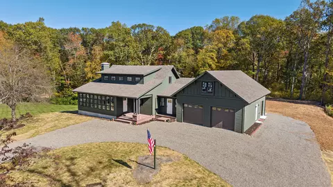 36 Moose Hill Rd, Trumbull, CT 06611