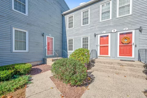 9 Riverview Dr #C, East Windsor, CT 06088