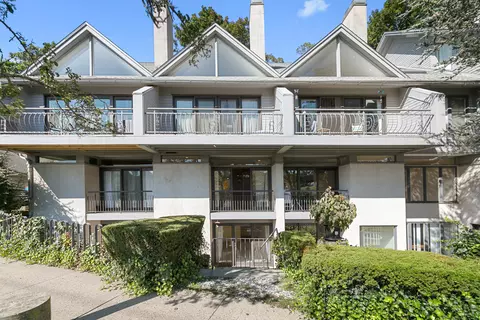 8 Front St #D, New Haven, CT 06513