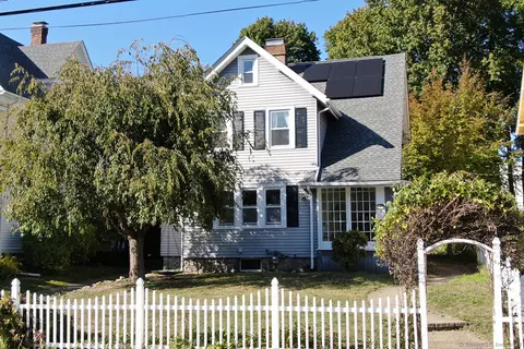111 Stearns St, Bristol, CT 06010