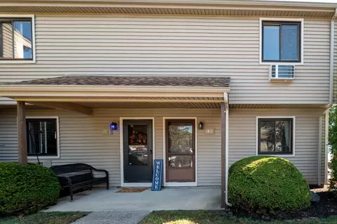 371 Emmett St #48, Bristol, CT 06010