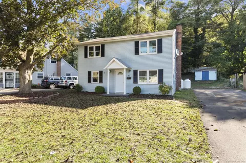 81 Melrose Dr, New Haven, CT 06513