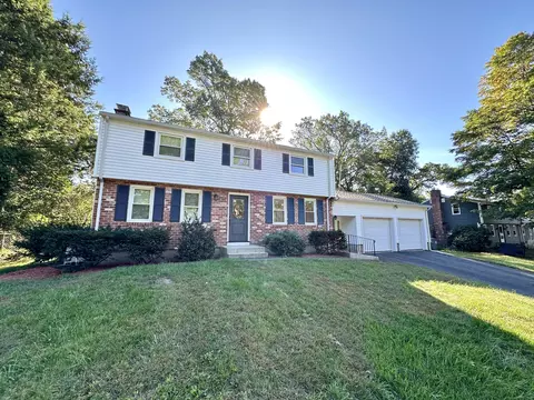 3 Coolidge Dr, Enfield, CT 06082
