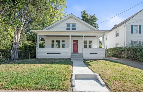 8 Aramamet St, Windsor, CT 06095