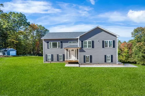 805 Maple Hill Rd, Naugatuck, CT 06770