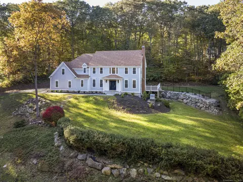 1451 Diamond Lake Rd, Glastonbury, CT 06033