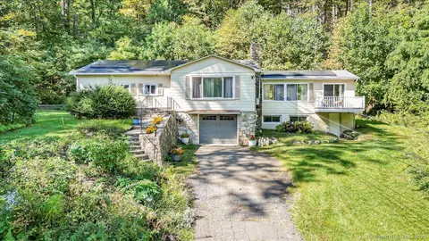153 Shortwoods Rd, New Fairfield, CT 06812