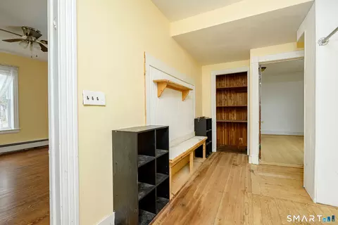 Entry Way - 23 Winter St, Killingly, CT 06239 photo 3 of 8
